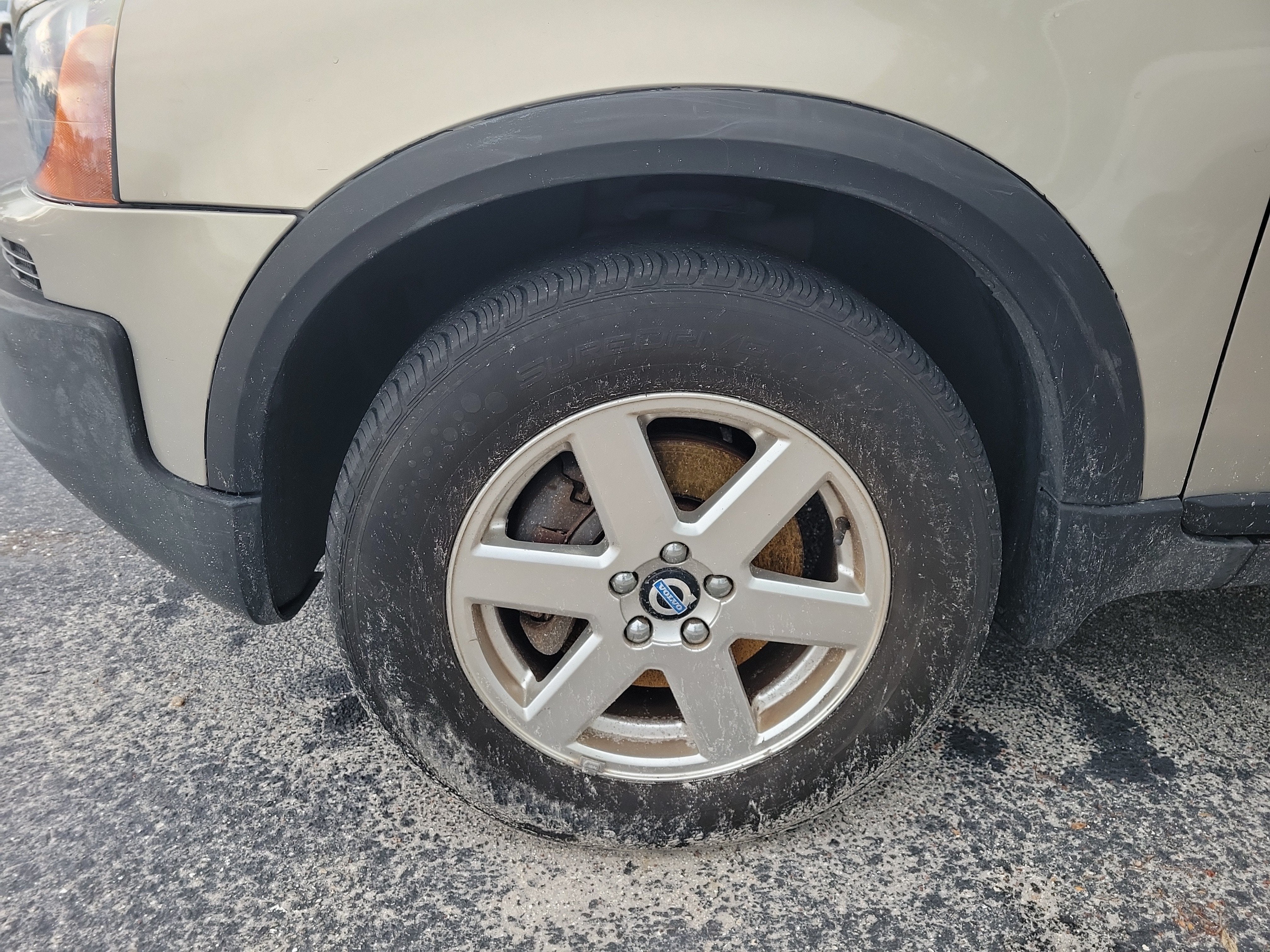 2004 Volvo XC90 2.5T