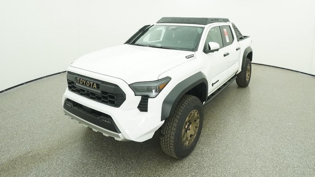 2025 Toyota Tacoma i-FORCE MAX Tacoma Trailhunter
