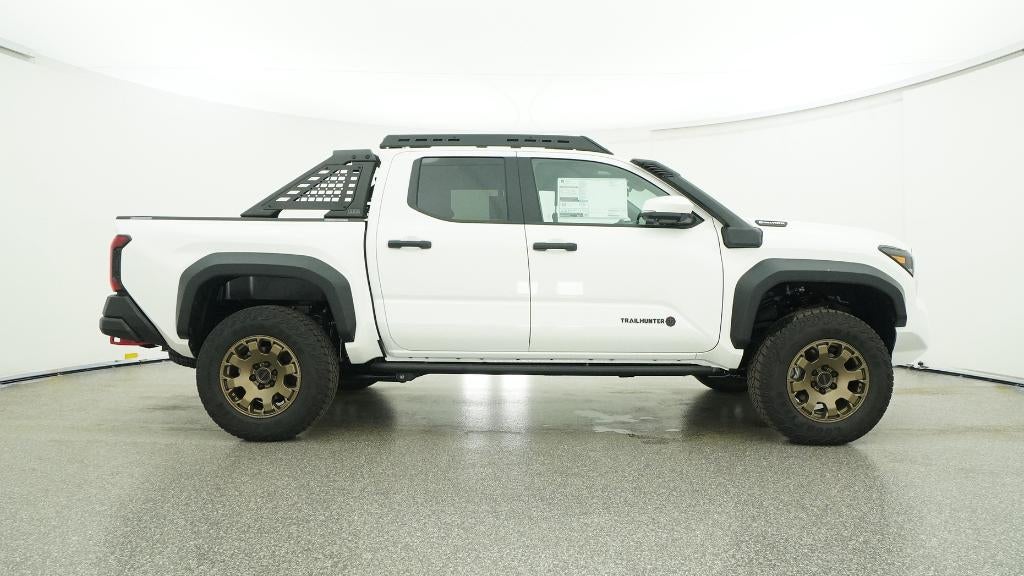 2025 Toyota Tacoma i-FORCE MAX Tacoma Trailhunter