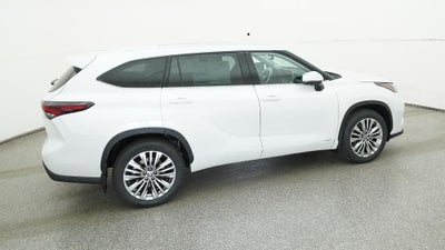 2026 Toyota Highlander Hybrid Platinum