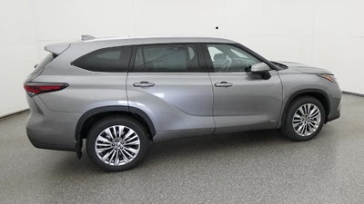 2026 Toyota Highlander Hybrid Platinum