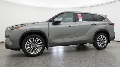 2026 Toyota Highlander Hybrid Platinum