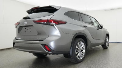 2026 Toyota Highlander Hybrid Platinum