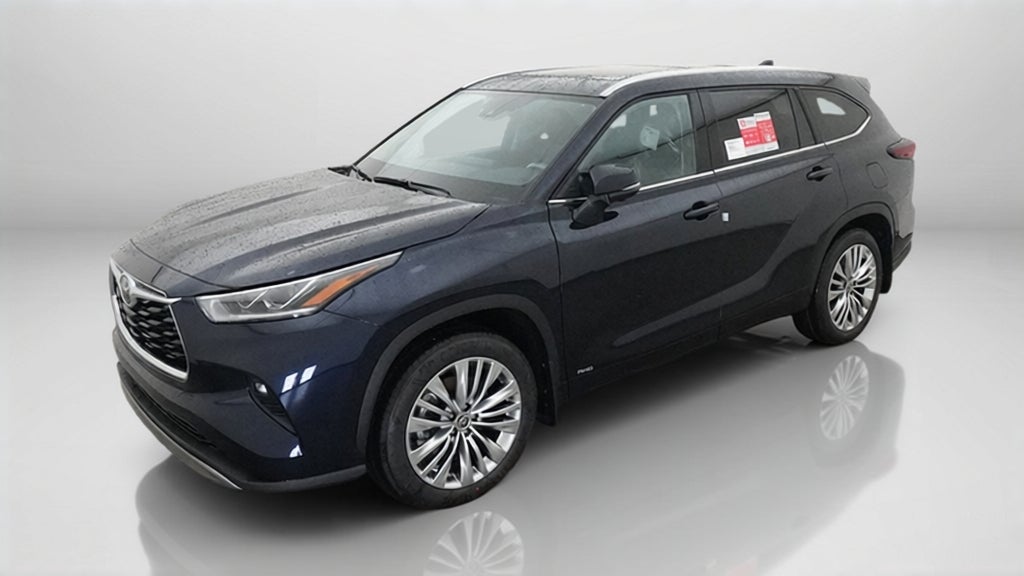 2026 Toyota Highlander Hybrid Platinum