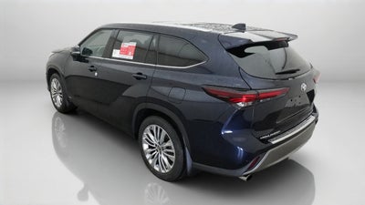 2026 Toyota Highlander Hybrid Platinum