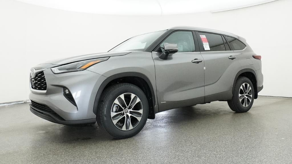 2026 Toyota Highlander Hybrid XLE