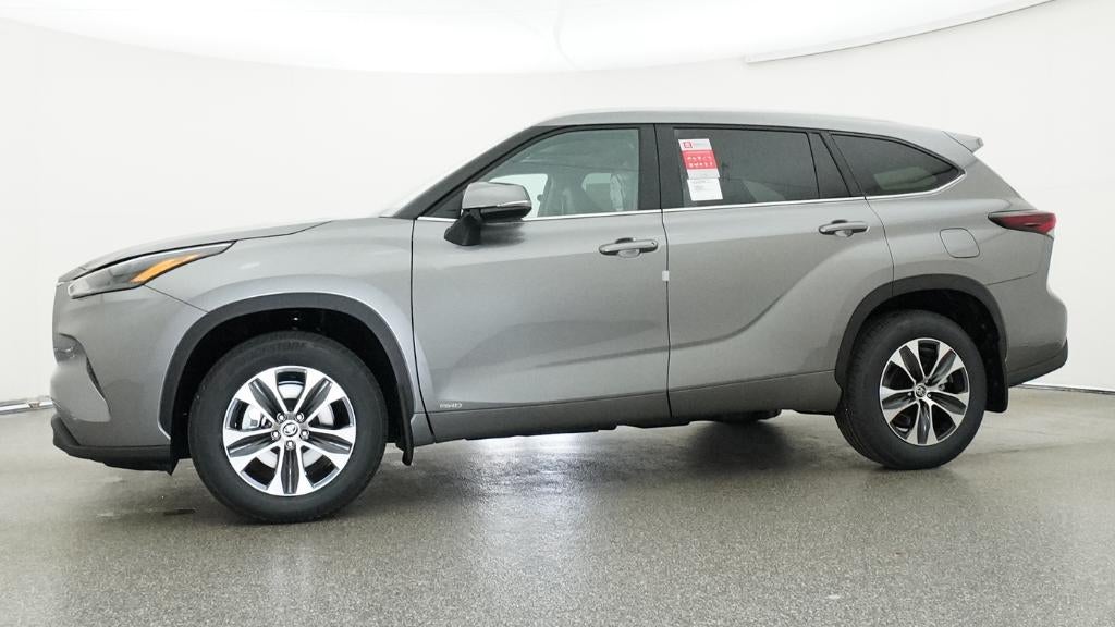 2026 Toyota Highlander Hybrid XLE