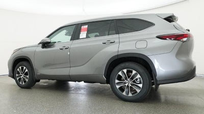 2026 Toyota Highlander Hybrid XLE