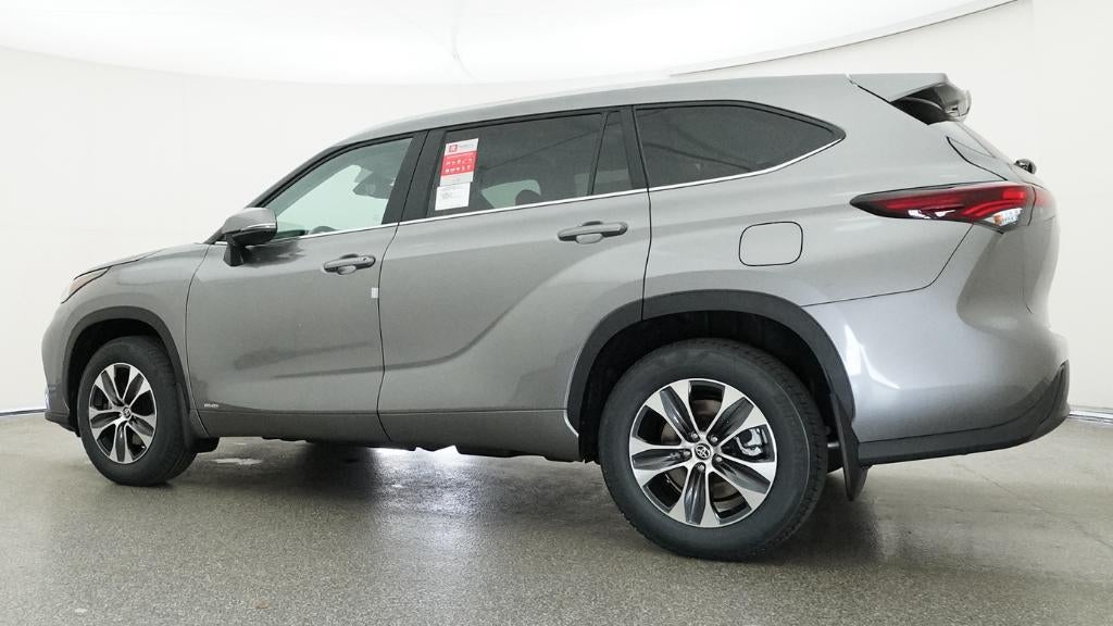 2026 Toyota Highlander Hybrid XLE