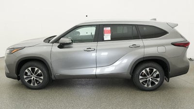 2026 Toyota Highlander Hybrid XLE