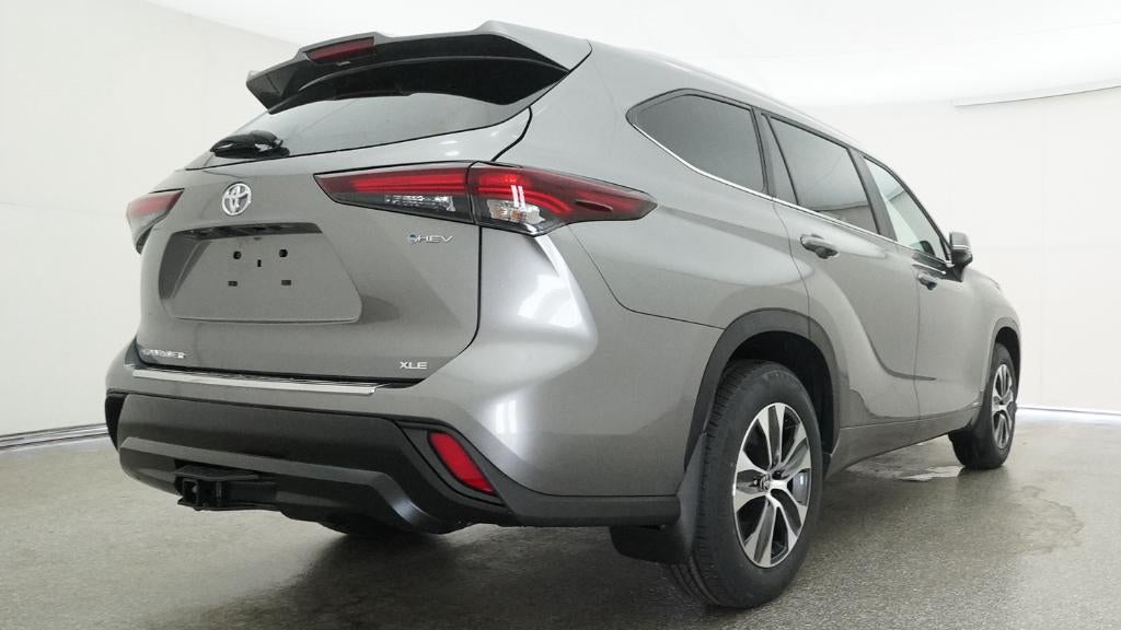 2026 Toyota Highlander Hybrid XLE