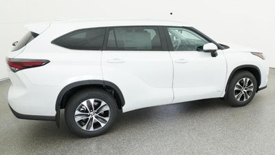 2026 Toyota Highlander Hybrid XLE