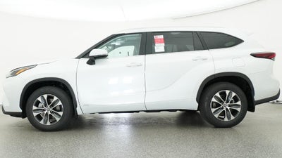 2026 Toyota Highlander Hybrid XLE
