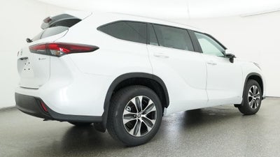 2026 Toyota Highlander Hybrid XLE