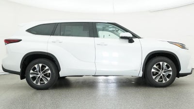 2026 Toyota Highlander Hybrid XLE