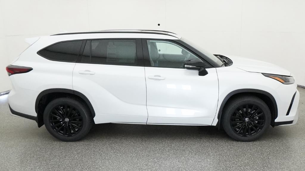2026 Toyota Highlander XSE