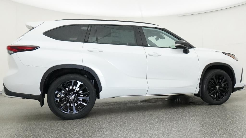 2026 Toyota Highlander XSE