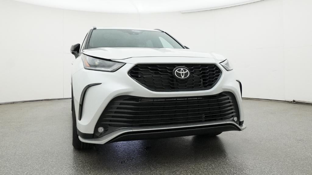2026 Toyota Highlander XSE