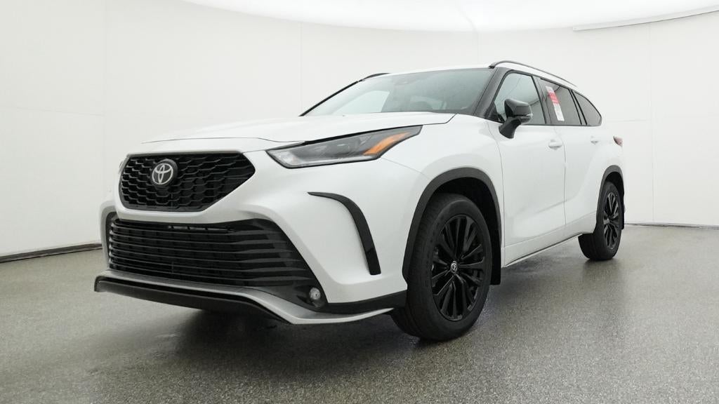 2026 Toyota Highlander XSE