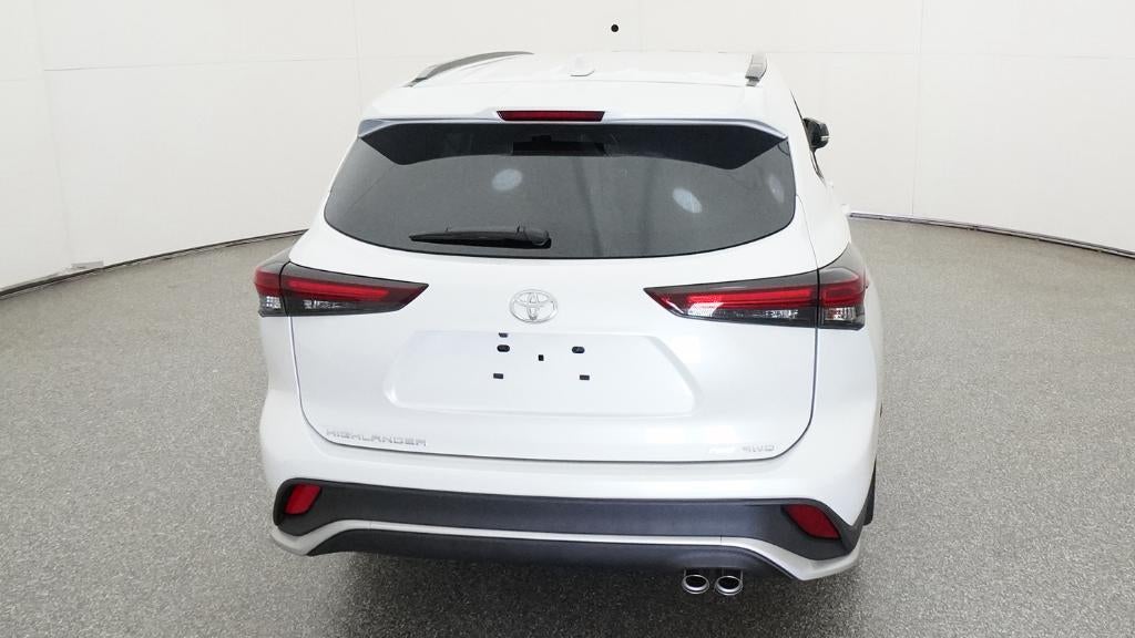 2026 Toyota Highlander XSE