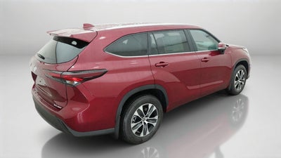 2026 Toyota Highlander XLE