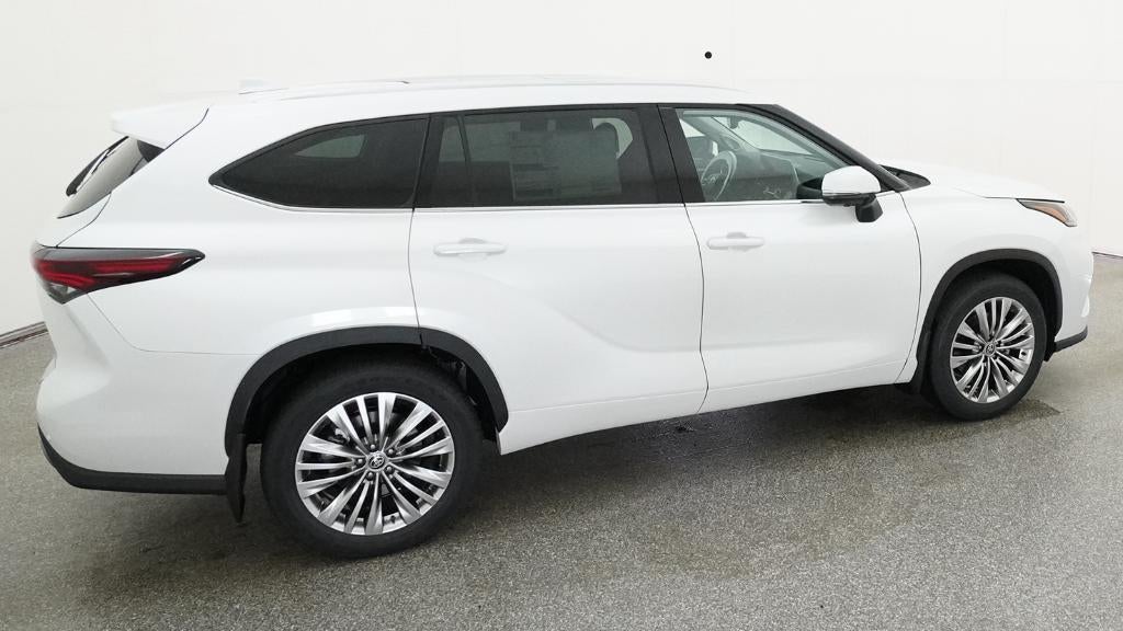 2026 Toyota Highlander Platinum