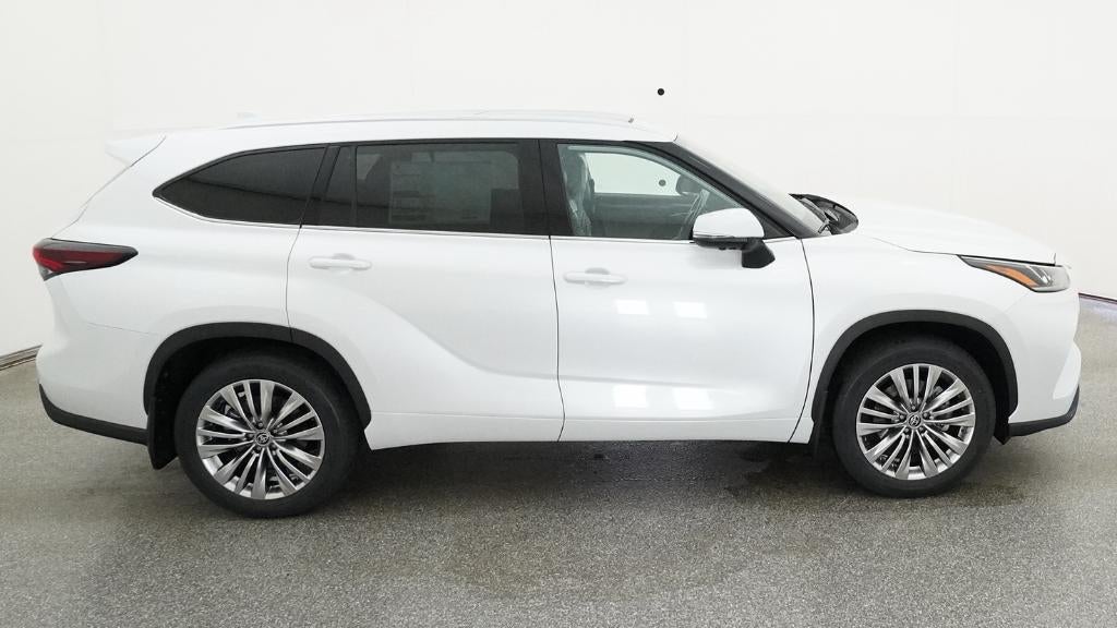 2026 Toyota Highlander Platinum