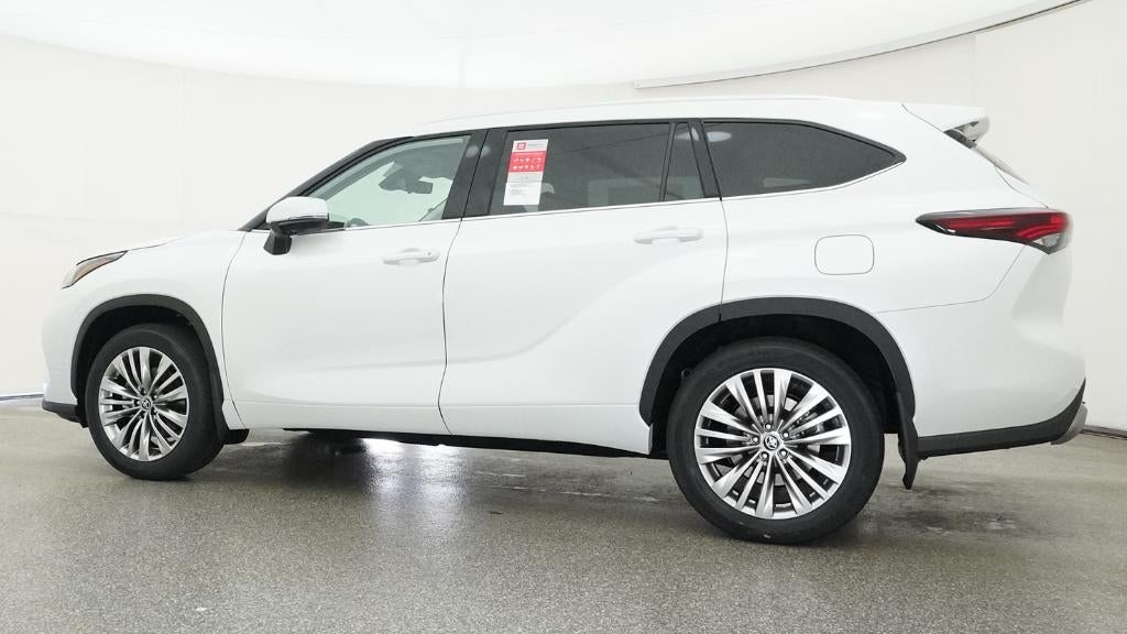 2026 Toyota Highlander Platinum