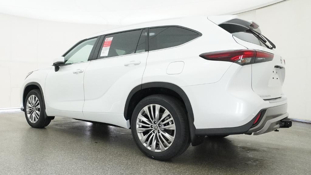 2026 Toyota Highlander Platinum