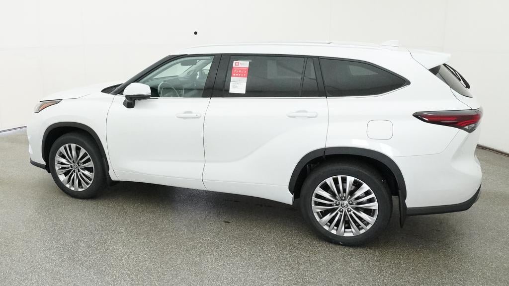 2026 Toyota Highlander Platinum