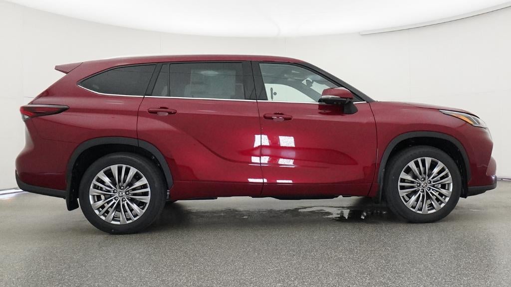 2026 Toyota Highlander Platinum