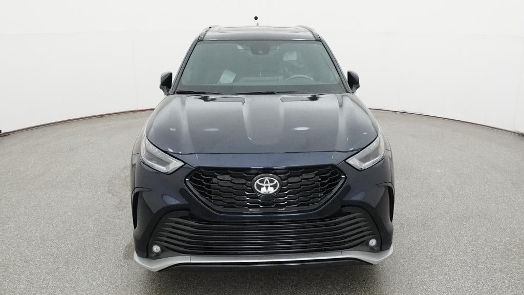 2026 Toyota Highlander XSE