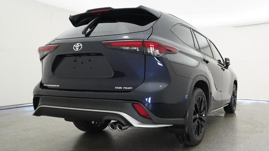 2026 Toyota Highlander XSE