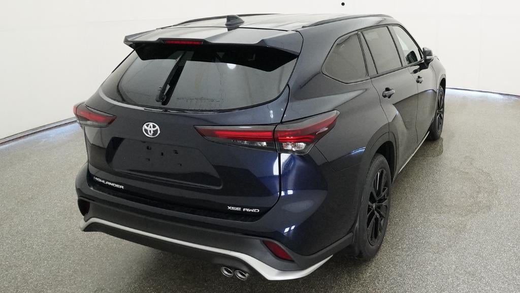 2026 Toyota Highlander XSE