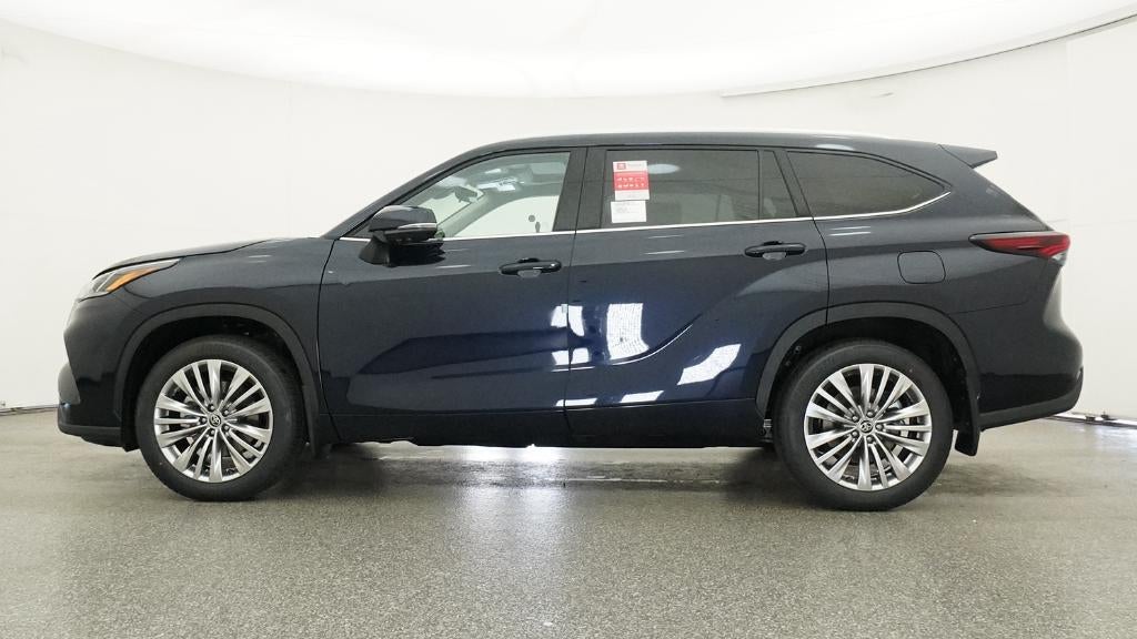 2026 Toyota Highlander Platinum