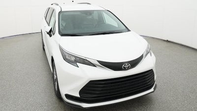 2026 Toyota Sienna LE