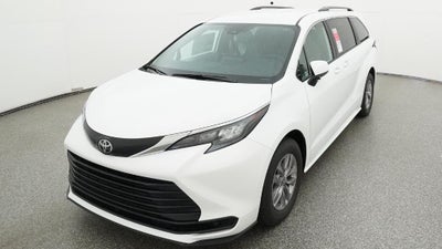 2026 Toyota Sienna LE
