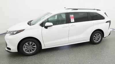2026 Toyota Sienna LE