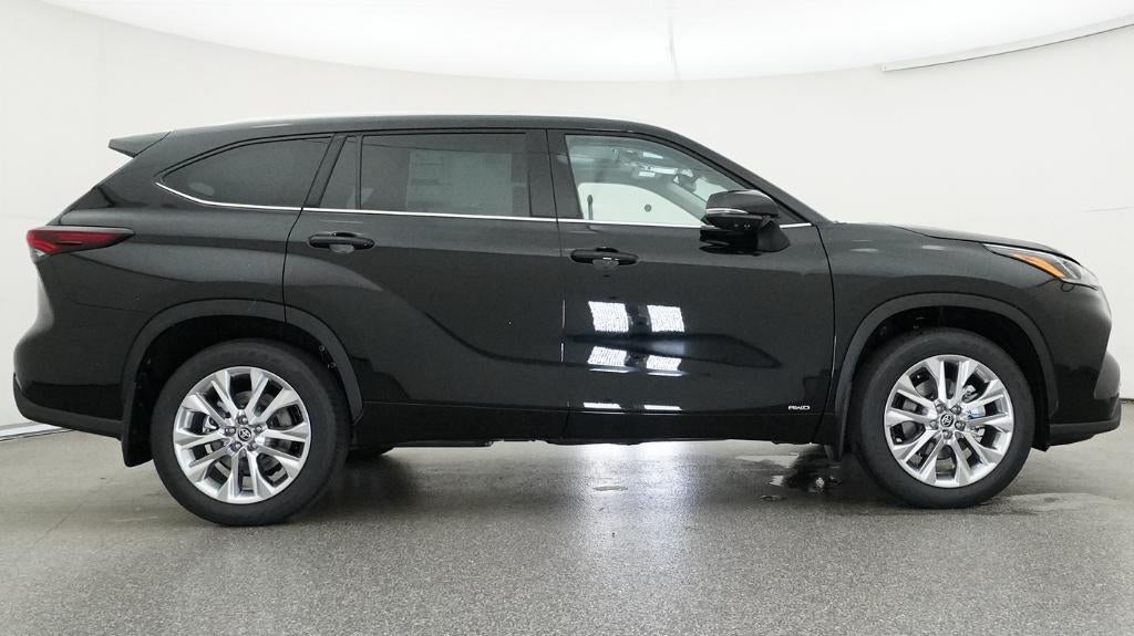 2026 Toyota Highlander Hybrid Limited