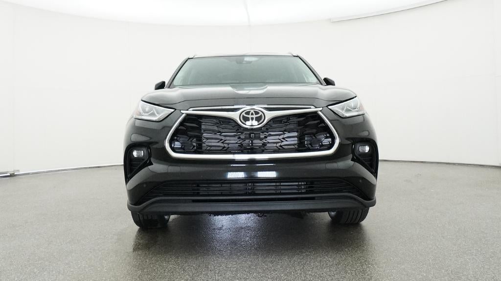 2026 Toyota Highlander Hybrid Limited