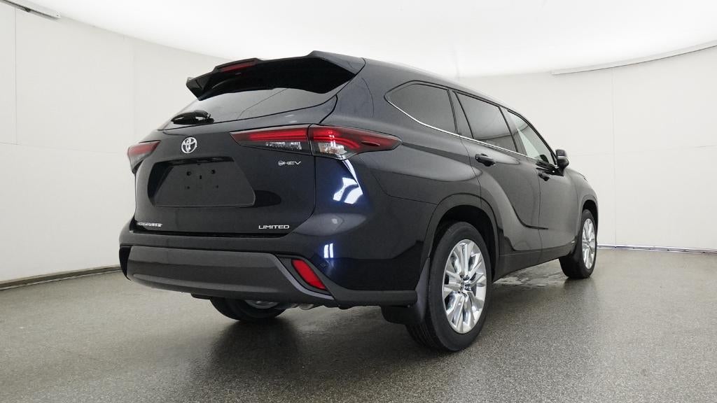 2026 Toyota Highlander Hybrid Limited
