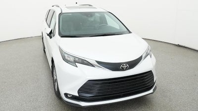 2026 Toyota Sienna XLE