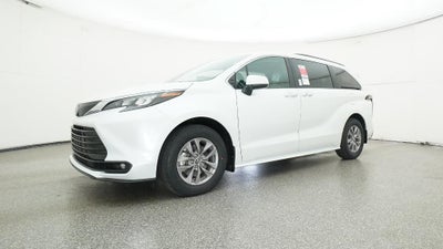 2026 Toyota Sienna XLE