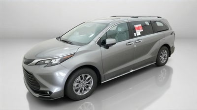 2026 Toyota Sienna XLE