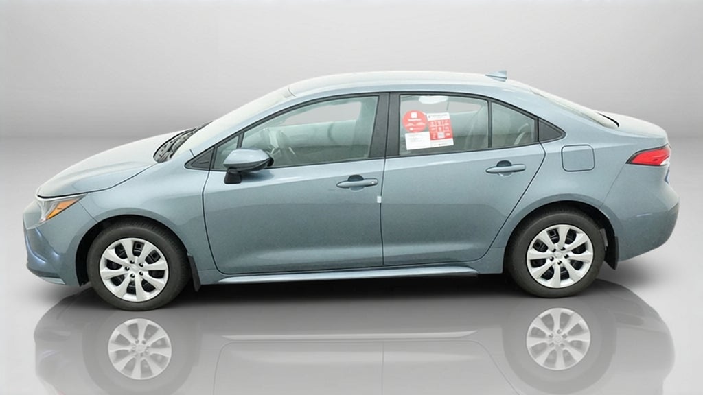 2027 Toyota Corolla LE