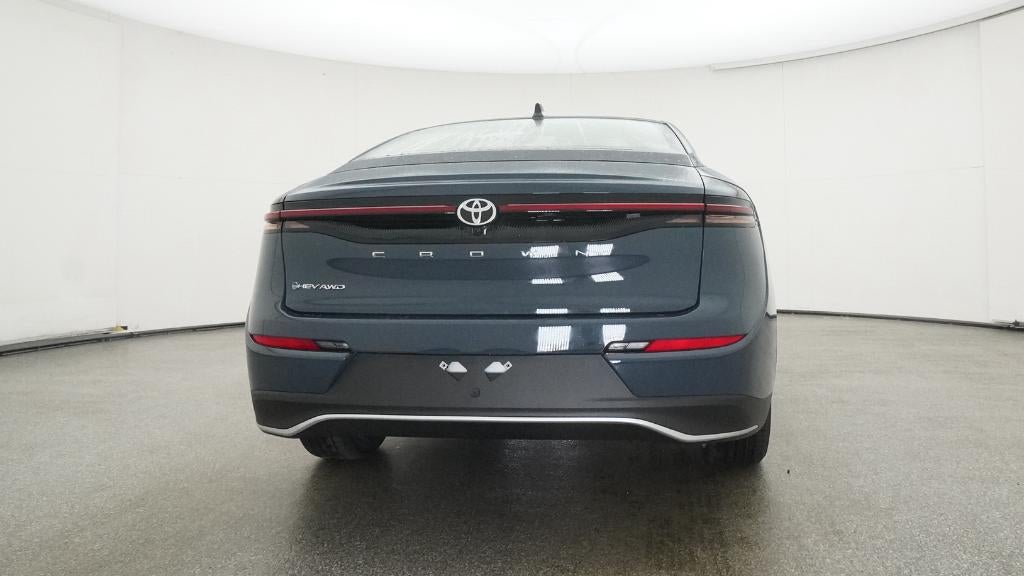 2026 Toyota Toyota Crown XLE