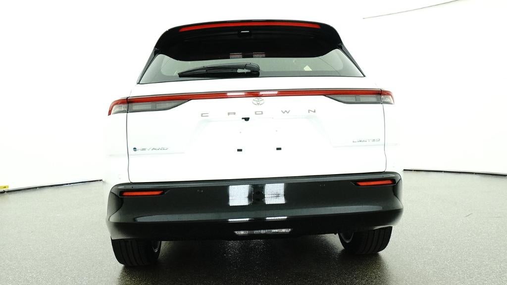 2026 Toyota Toyota Crown Signia Limited