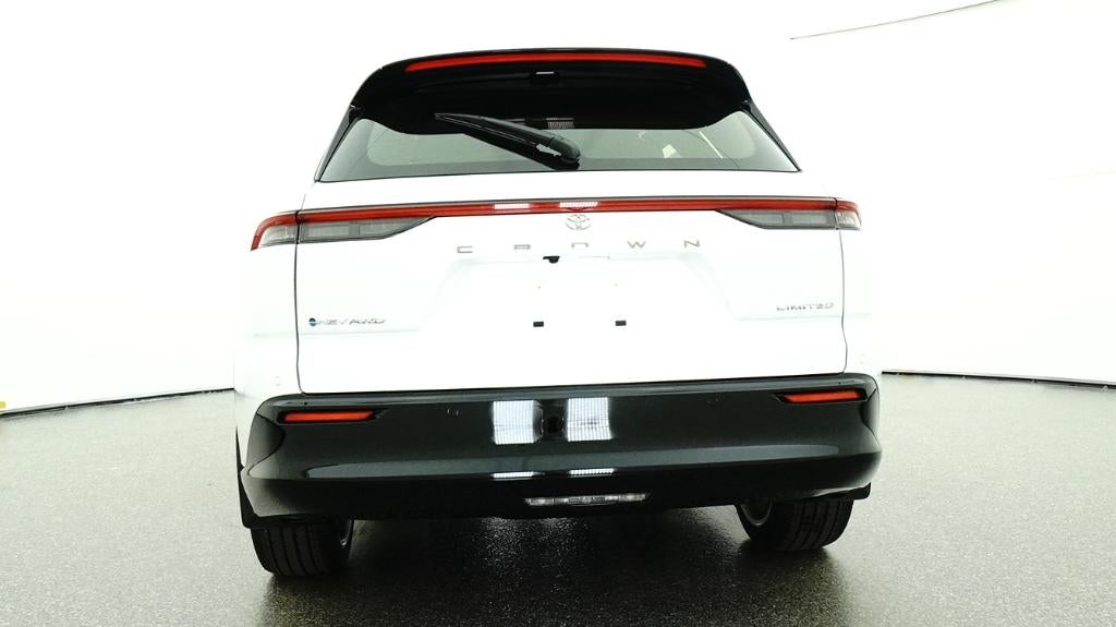 2026 Toyota Toyota Crown Signia Limited