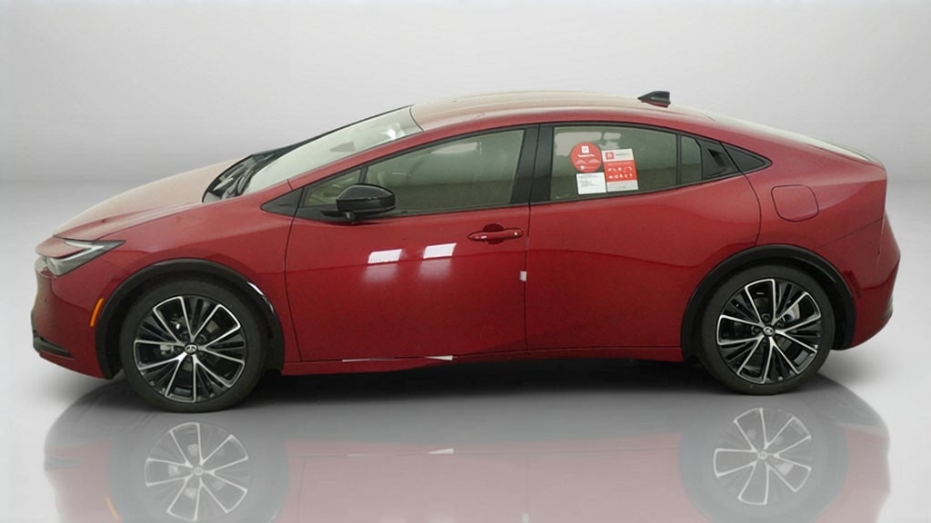 2027 Toyota Prius XLE