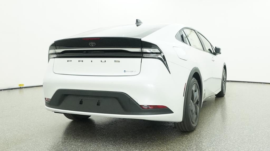2026 Toyota Prius Plug-in Hybrid SE